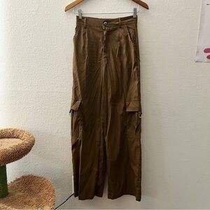 Brown Cargo Pants with Relaxed Fit and Washed Look